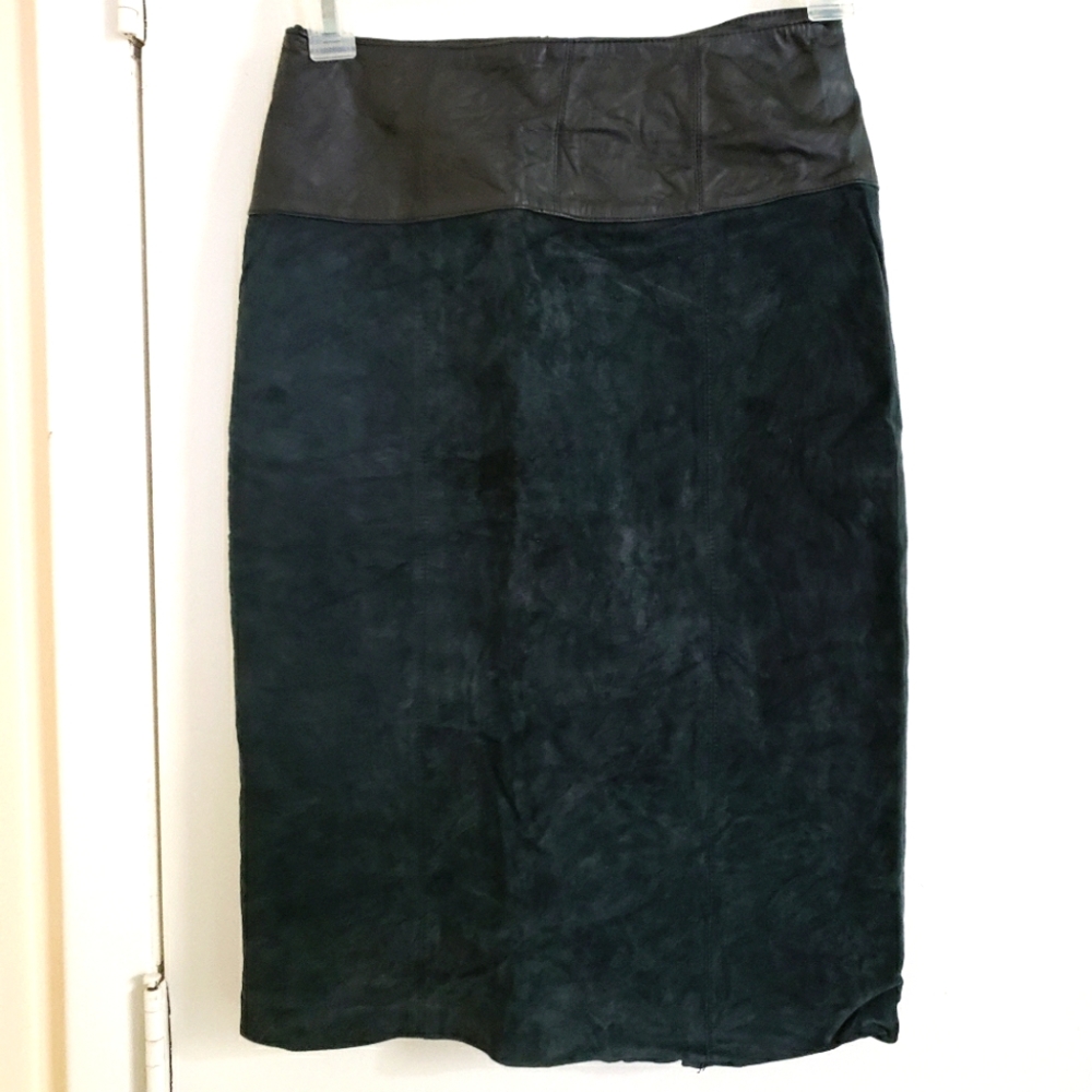 Brand TOFF'S, black leather & suede pencil skirt, SIZE 12. In stocks.